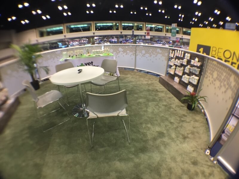 custom-trade-show-exhibit-Vetworthy-custom-graphics-eye-catching-high-quality-booth-rentals-fast-shipping